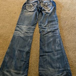 Size 26 Rock Revival But cut Jeans